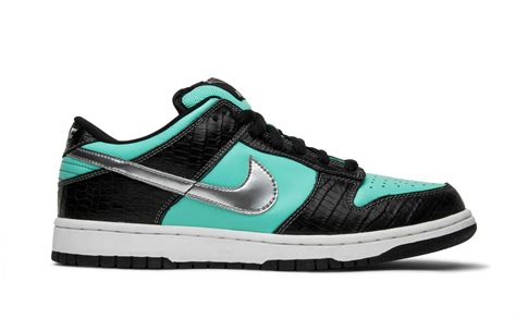 sb dunk low diamond supply